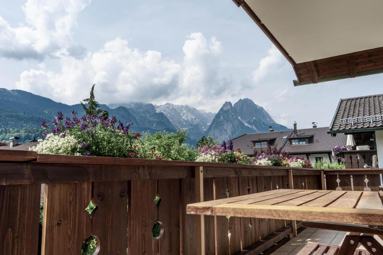 Gaestehaus Quirin Garmisch-Partenkirchen Exterior photo